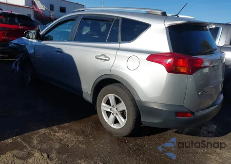 2014 Toyota Rav4 Xle z USA, uszkodzony, nr VIN 2T3RFREV6EW179503